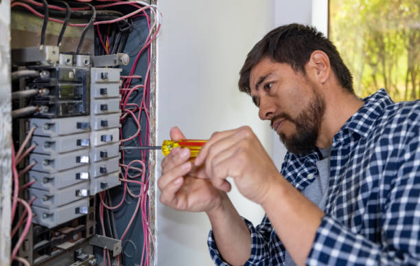 Best Electrical Outlet Repair  in Saylorville, IA